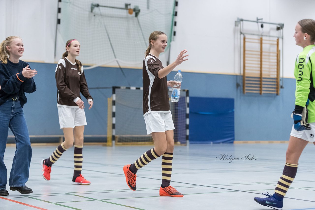 Bild 784 - C-Juniorinnen Loewinnen Cup